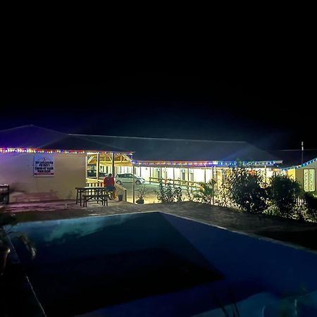 Transit Motel Мулифануа Экстерьер фото
