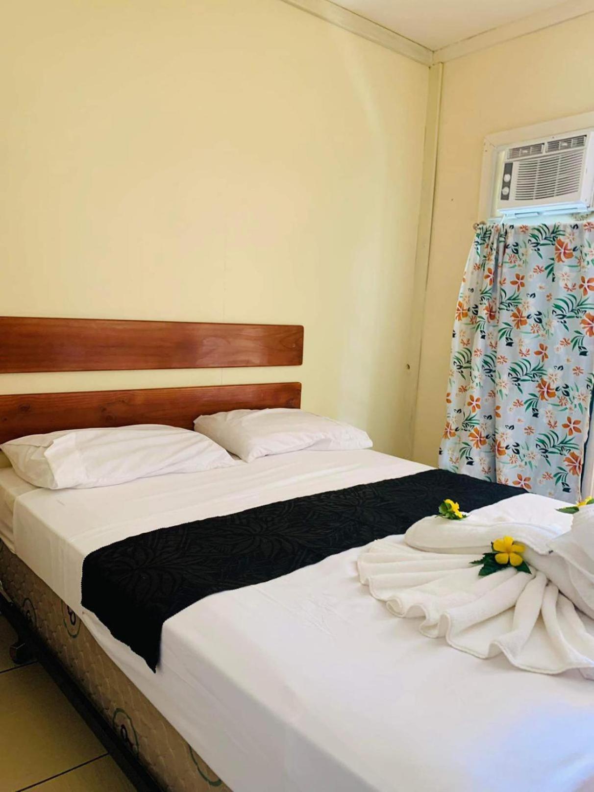 Transit Motel Мулифануа Экстерьер фото