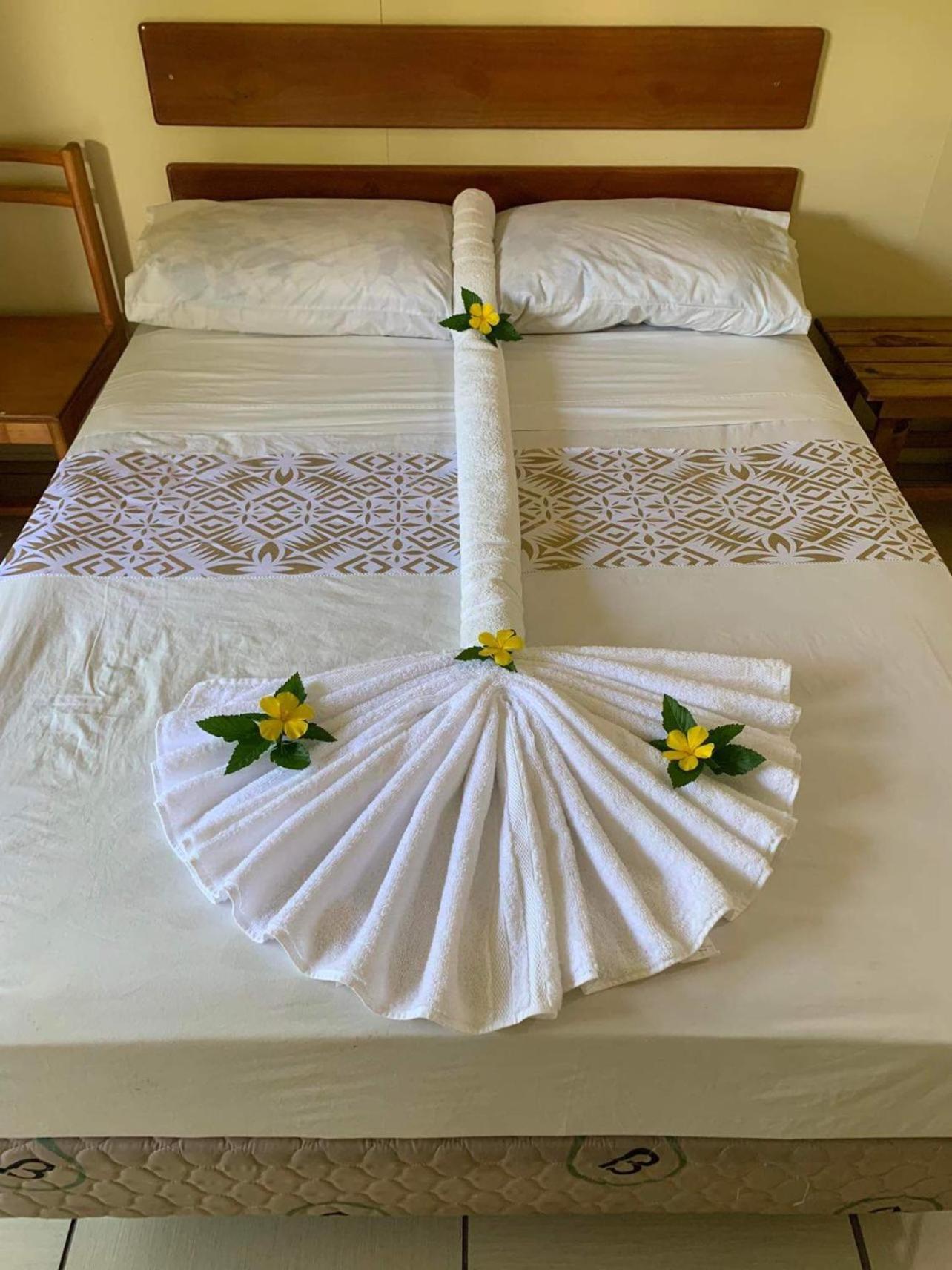 Transit Motel Мулифануа Экстерьер фото