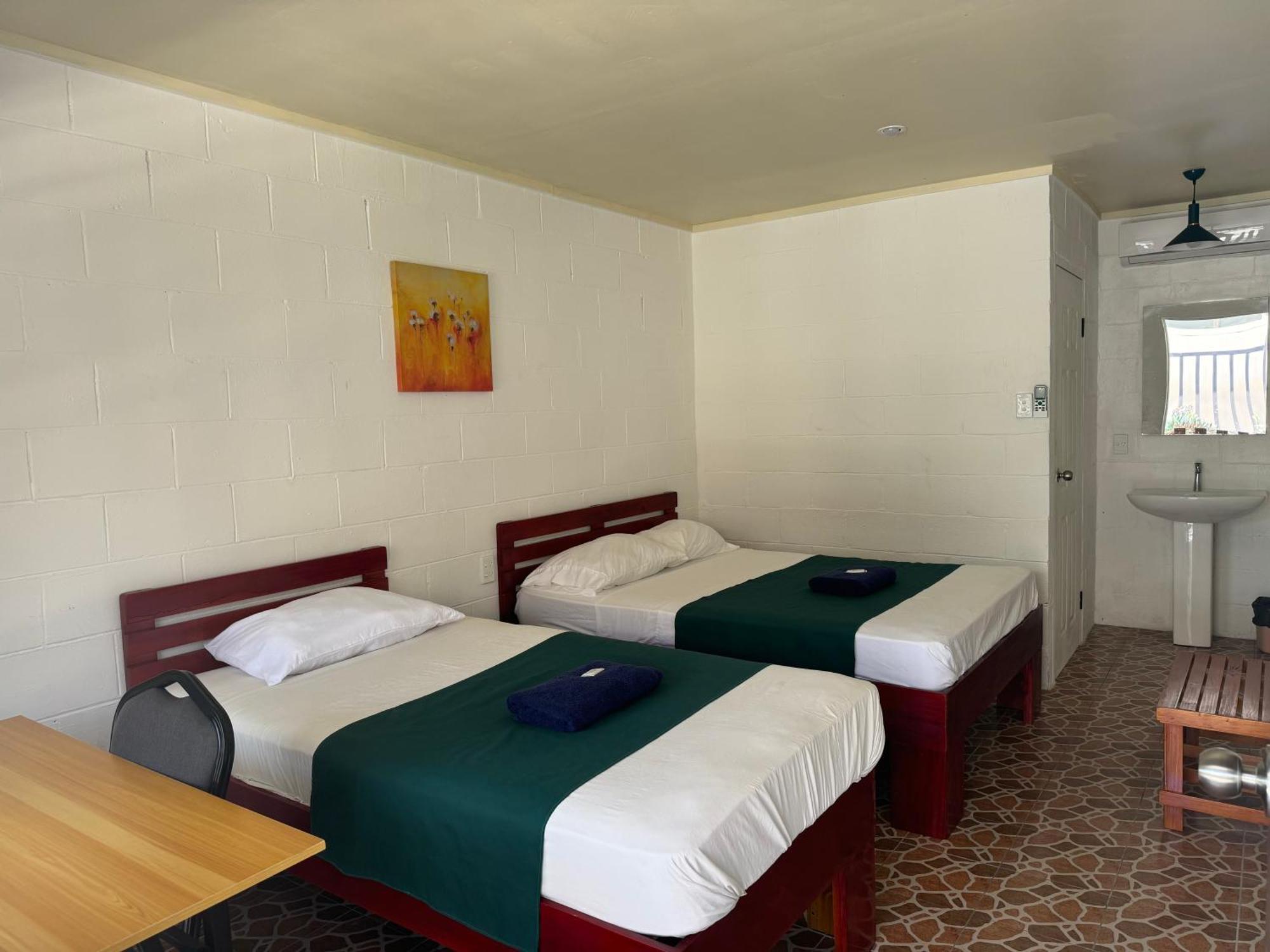 Transit Motel Мулифануа Экстерьер фото